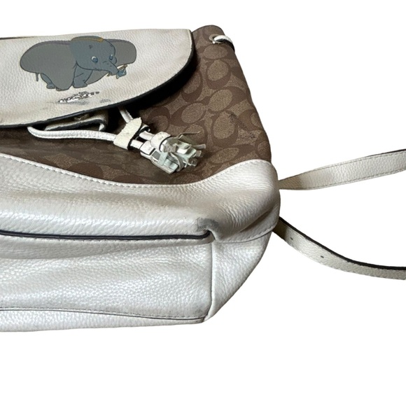 Coach × Disney Collaboration El Backpack Signature Canvas with Dumbo - Picture 10 of 16